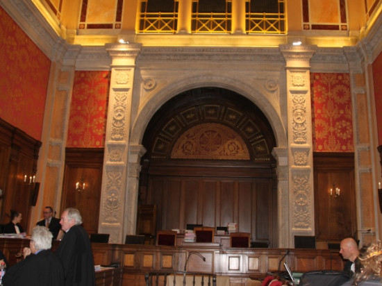 Trois hommes devant les assises du Rhône pour la mort d’un policier