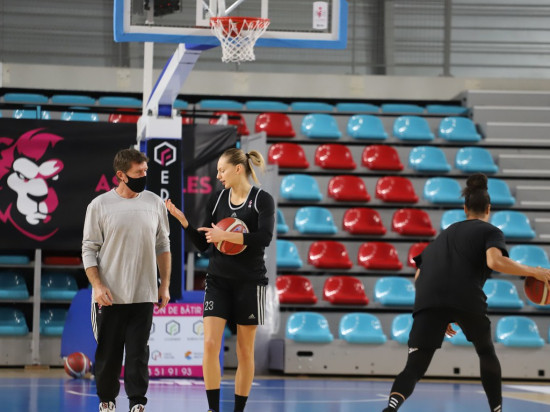 Basket : l’ASVEL féminin à nouveau à l’arrêt