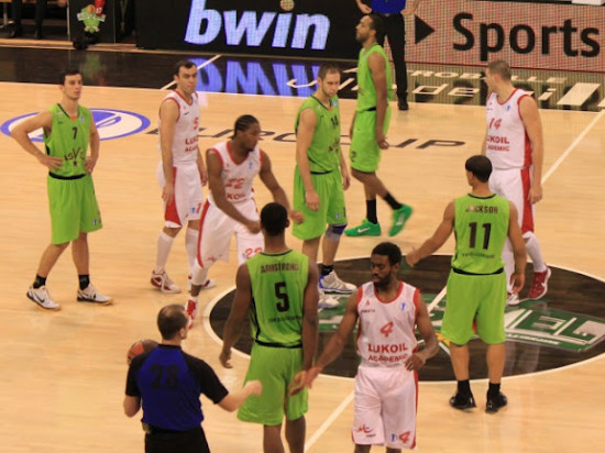 L'ASVEL continue de s'enfoncer L'ASVEL continue de s'enfoncer