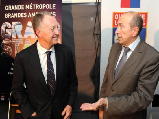 Une erreur de saisie transforme Collomb en opposant au Grand Stade