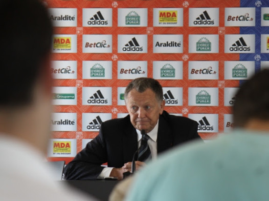 L'OL en déroute, Aulas admet une crise