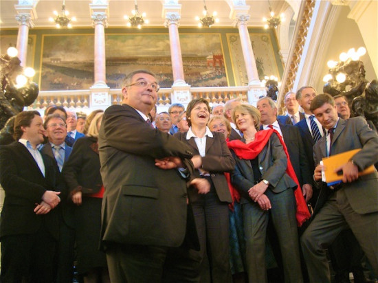 Les Verts préféreraient qu'Aulas finance le Grand Stade plutôt que le Département