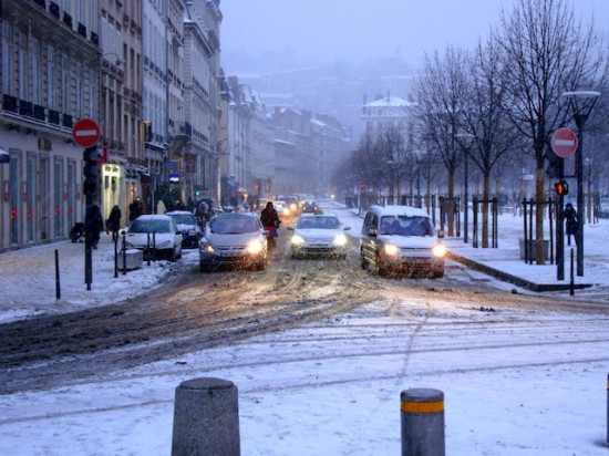Neige : Le Grand Lyon appelle à la prudence