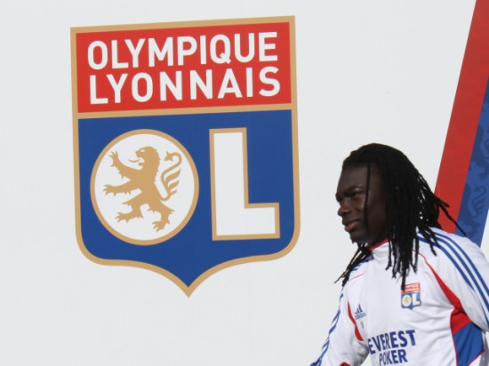 OL : Gomis victime d’un jet de banane et de cris de singe à Ajaccio