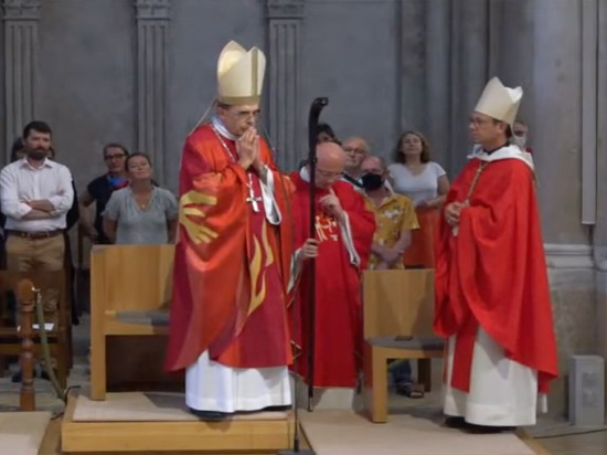 Le cardinal Barbarin a célébré sa dernière messe à Lyon devant 350 fidèles