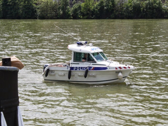 Une adolescente portée disparue après une baignade dans le Rhône