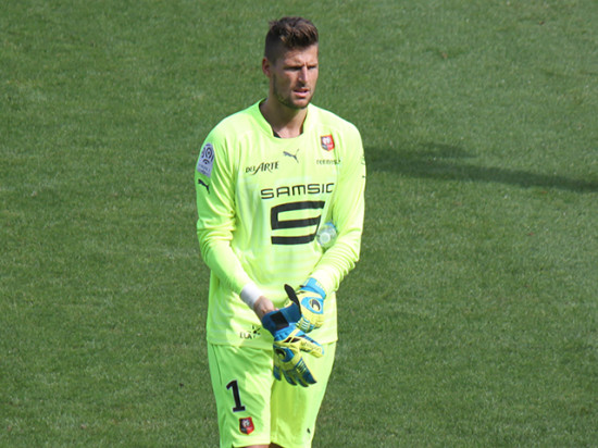 Mercato : les grands espoirs français sont tous annoncés à l'OL pour remplacer Lloris