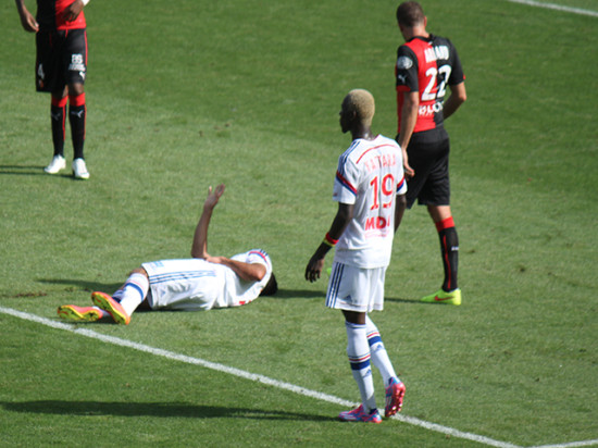L'OL gagne contre Rennes mais perd Fekir