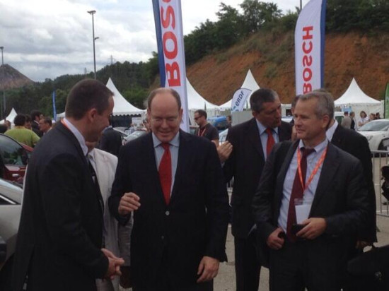 Gilles Vesco et Albert II de Monaco ensemble pour les voitures propres Gilles Vesco et Albert II de Monaco ensemble pour les voitures propres