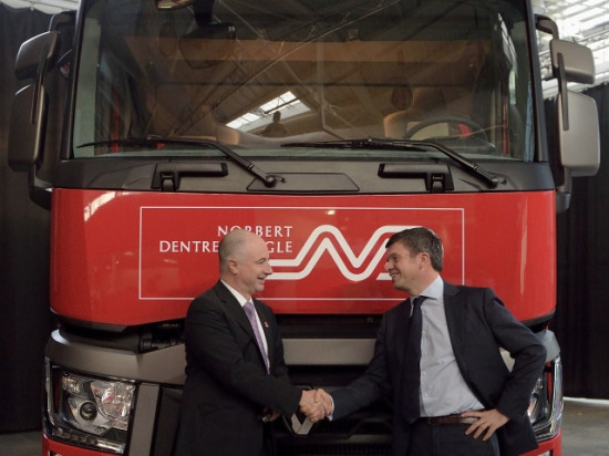 Norbert-Dentressangle passe commande de 530 camions à Renault Trucks
