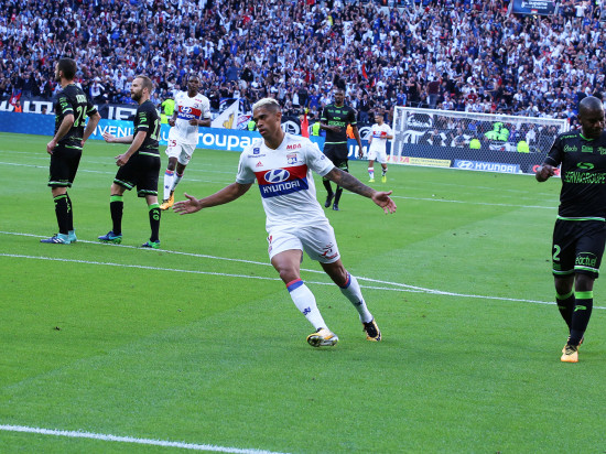 L'OL s'extirpe du piège guingampais (2-1) - VIDEO L'OL s'extirpe du piège guingampais (2-1) - VIDEO