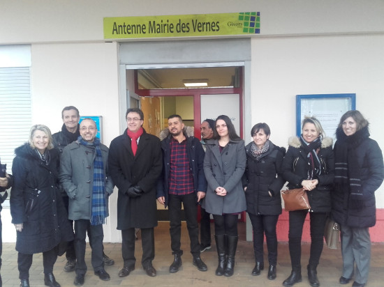 Givors : Après avoir été incendiée deux fois, la mairie du quartier des Vernes a rouvert