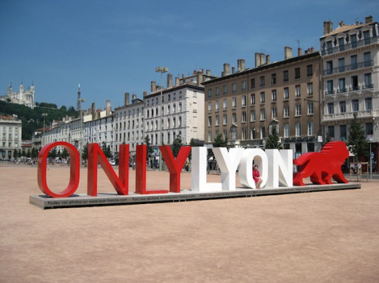 La ville de Lyon va partir en tournée, comme un groupe de rock La ville de Lyon va partir en tournée, comme un groupe de rock