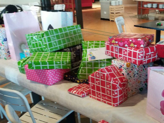 12 000 euros récoltés par la Croix-Rouge du Rhône pour remplacer les cadeaux de noël volés