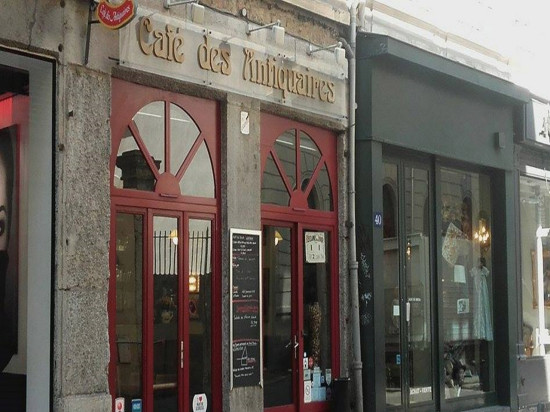 Lyon : la terrasse d’un restaurateur au cœur d’un conflit avec des religieuses