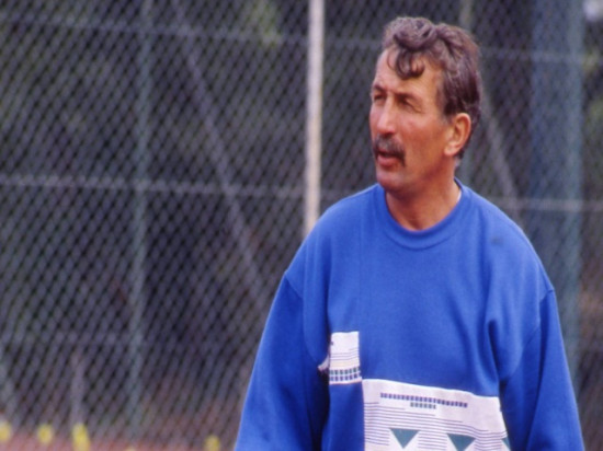 Condamné à Lyon, l'ex-entraîneur de tennis Régis de Camaret jugé en appel à partir de lundi