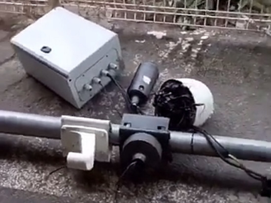 Vénissieux : pour la nouvelle année, deux mineurs scient une caméra de surveillance