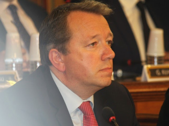 Travail détaché : le FN s’insurge contre les Républicains