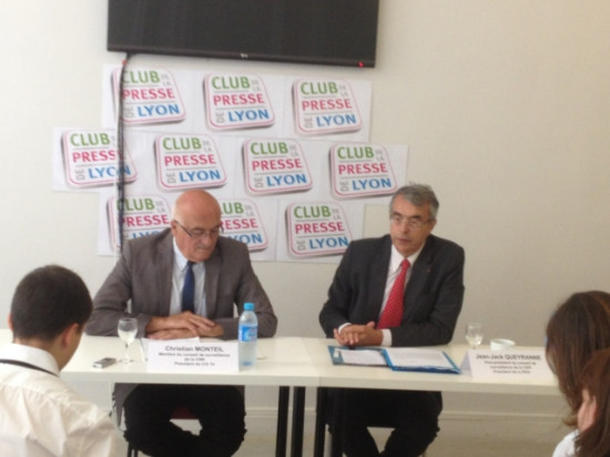 Menacée, la Compagnie Nationale du Rhône envoie une lettre à Manuel Valls