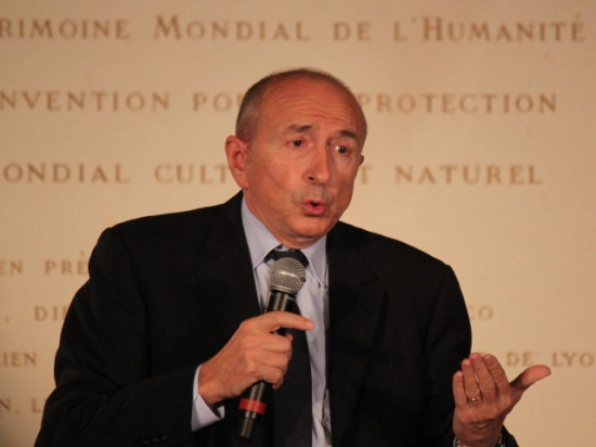 Gérard Collomb préparerait "une action coup-de-poing sur le programme de Hollande" Gérard Collomb préparerait "une action coup-de-poing sur le programme de Hollande"