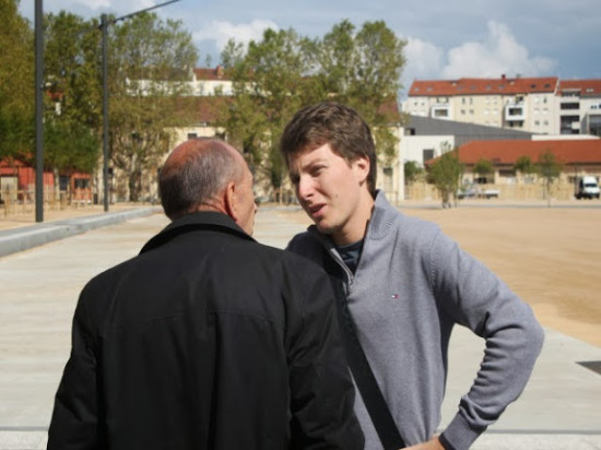 Ancien collaborateur de Gérard Collomb, il intègre le cabinet du Premier ministre
