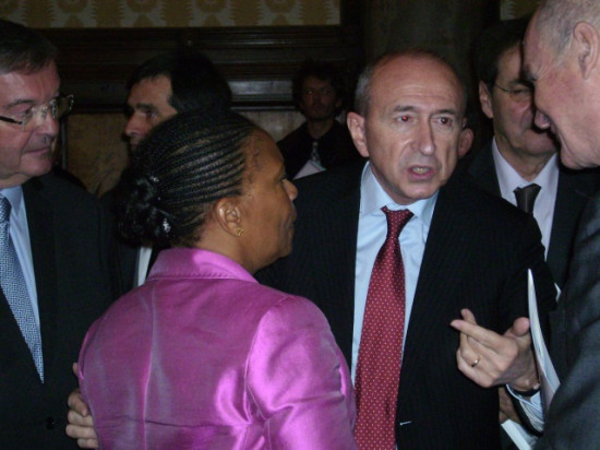 Cité de la Gastronomie : pour Collomb, Pitte est "un abruti de première"