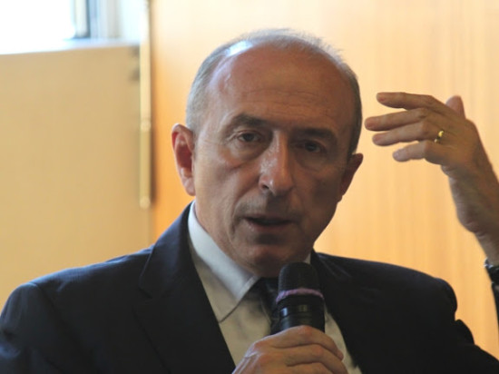 Loi de décentralisation : Gérard Collomb défend Marylise Lebranchu