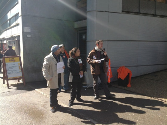 Une vingtaine de personnes réunies à Lyon pour soutenir les victimes du violeur du 8e