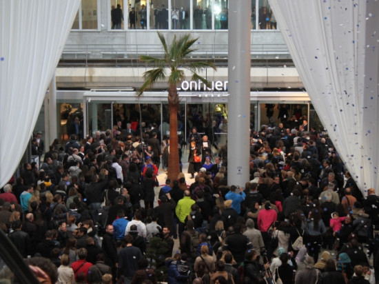 Des milliers de personnes pour l'ouverture de Confluence