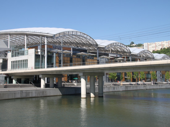 Un début d’été festif au Kiosk de la Confluence