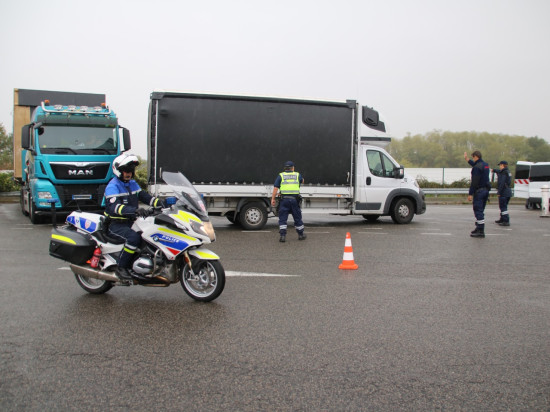 Opération de contrôle du transport de marchandise en Auvergne-Rhône-Alpes : un véhicule sur quatre en infraction