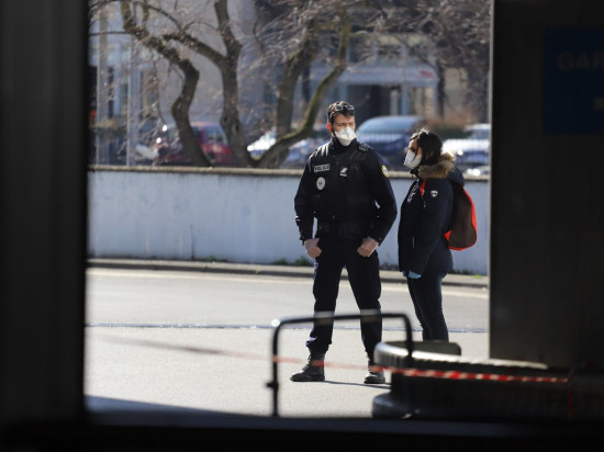Coronavirus : 12 cas dans le Rhône, la rentrée scolaire maintenue dans l'Académie