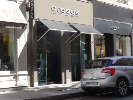 Lyon : un livreur braqué devant une bijouterie de la rue Gasparin