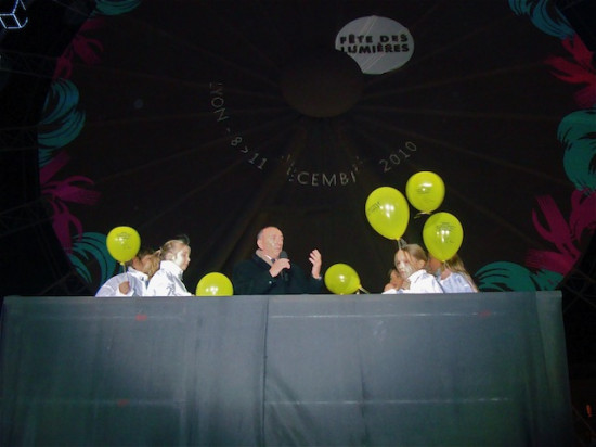 Le coup d'envoi de la Fête des lumières a été donné mercredi soir par Gérard Collomb