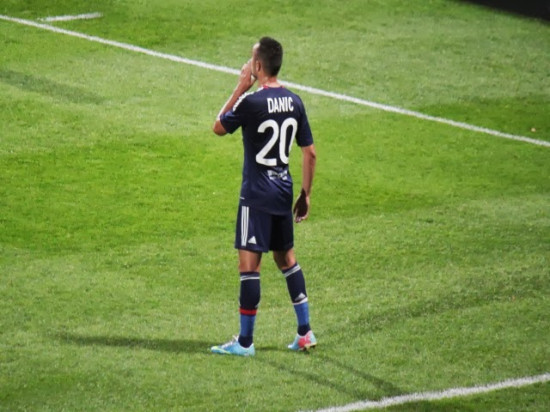 L'OL va de l'avant face au Shakhtar Donetsk (4-1) - VIDEO