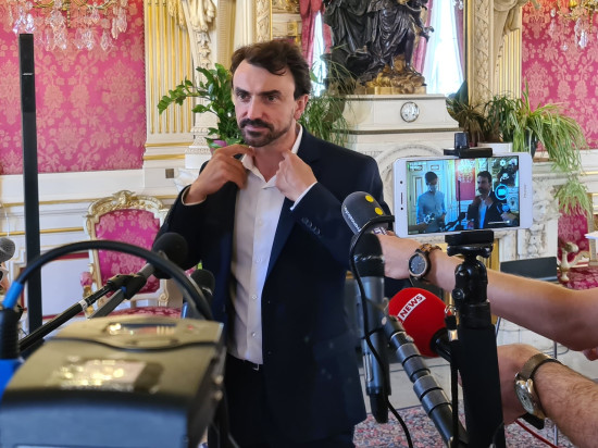 Indemnités, vidéoverbalisation, culture : Grégory Doucet veut entrer dans le vif du sujet