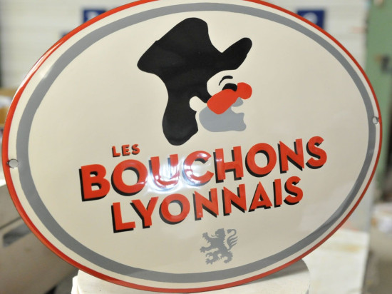 Lyon : avec le couvre-feu, l'association des Bouchons Lyonnais propose de renouer avec le mâchon