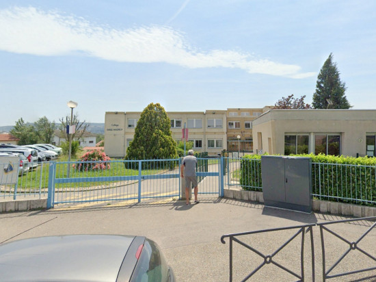 Un collège vandalisé pendant les vacances près de Lyon