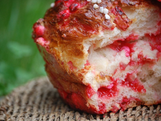 La plus longue brioche aux pralines du monde à Confluence