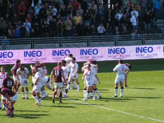 Le LOU n'est pas mort et croque Bordeaux Le LOU n'est pas mort et croque Bordeaux