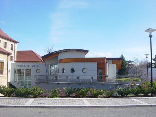 Le maire de Pont-de-Chéruy condamné à de la prison avec sursis