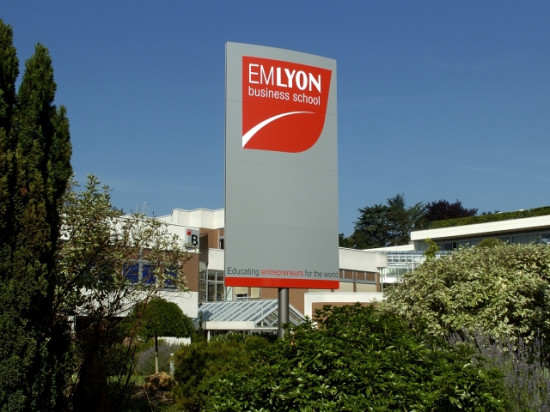 Classement 2017 du Financial Times : l’EM Lyon perd une place Classement 2017 du Financial Times : l’EM Lyon perd une place