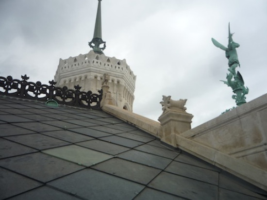 La Basilique de Fourvière aux petits soins