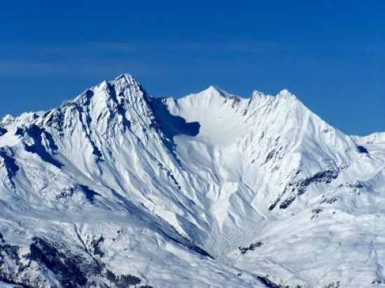 Un jeune randonneur lyonnais de 18 ans a fait une chute mortelle en Savoie