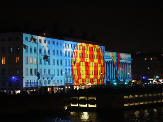 Lyon : ils ont manifesté contre la Fête des Lumières