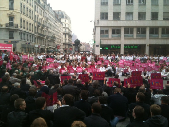 250 personnes réunies à Lyon contre l'adoption pour les couples gays