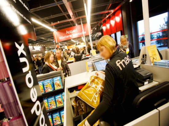 Lyon : très grand succès pour la collecte de livres organisée par la Fnac Lyon : très grand succès pour la collecte de livres organisée par la Fnac