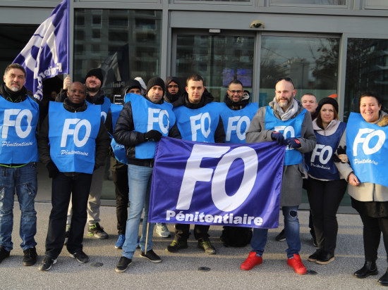 Les surveillants pénitentiaires de nouveau mobilisés ce mardi matin à Lyon