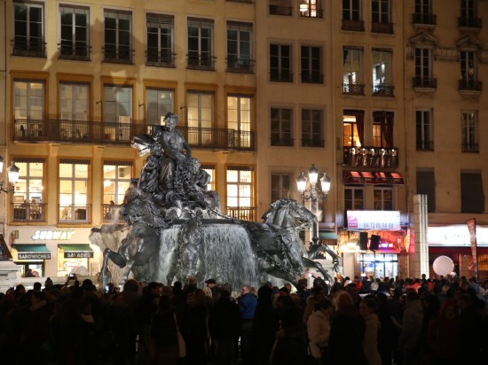 Retour en images sur l'inauguration de la fontaine Bartholdi restaurée - VIDÉO