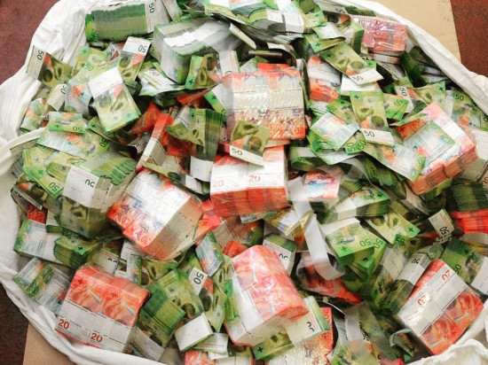 Une jeune Lyonnaise enlevée, son père livre 8 millions d’euros aux ravisseurs en Suisse